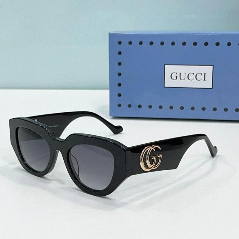 Gucci Sunglasses 814